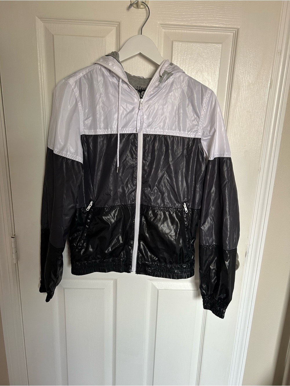 Aeropostale Black and White Hooded Windbreaker Jacket